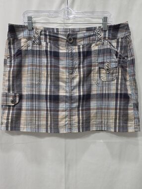 Women's Size 16P St. John's Bay Vintage Y2K-Style Plaid Mini Cargo Skort T9